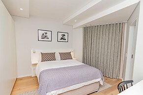 Modern Apartment w Rooftop Deck Scholtz Penthouse