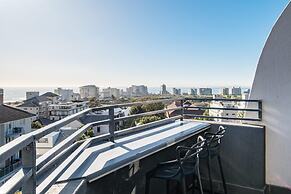 Modern Apartment w Rooftop Deck Jacuzzi Penthouse on S