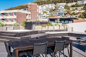Modern Apartment w Rooftop Deck Jacuzzi Penthouse on S