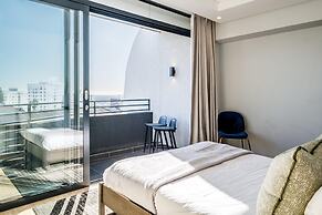 Modern Apartment w Rooftop Deck Jacuzzi Penthouse on S