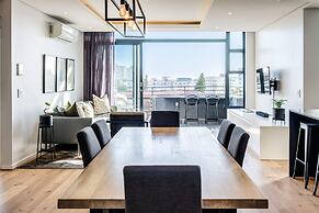 Modern Apartment w Rooftop Deck Jacuzzi Penthouse on S