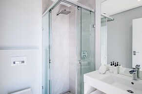 Modern Apartment w Rooftop Deck Jacuzzi Penthouse on S