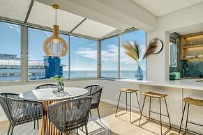 Exquisite Mouille Point Apt by Golf Course Serene Suite