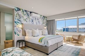 Exquisite Mouille Point Apt by Golf Course Serene Suite
