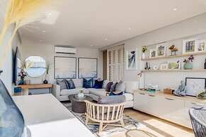 Exquisite Mouille Point Apt by Golf Course Serene Suite