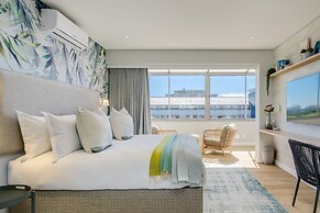 Exquisite Mouille Point Apt by Golf Course Serene Suite
