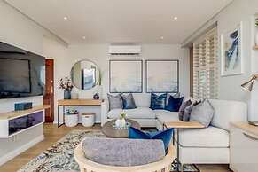 Exquisite Mouille Point Apt by Golf Course Serene Suite