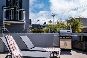 De Waterkant Townhouse With Pool Access 116 DWP