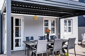 De Waterkant Townhouse With Pool Access 116 DWP