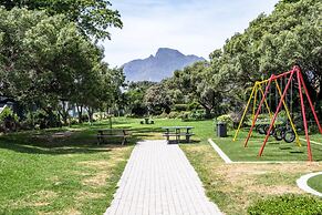 De Waterkant Townhouse With Pool Access 116 DWP