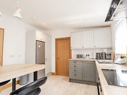 Corner Cottage