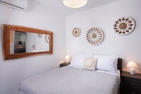 Hosting Moments Flat with Private Mini Pool