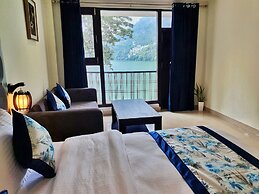 The Lake Heritage @Bhimtal Lake