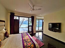 The Lake Heritage @Bhimtal Lake