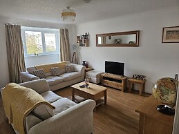 Snug - Colquhoun Square Apartment