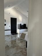 DUNAMIS HOTEL