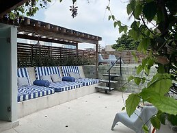 Casa Charlotte Alma Hotels