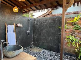 Pondok Eka Wood