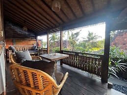 Pondok Eka Wood