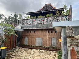 Pondok Eka Wood