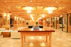 Phu Long Tam Ky Hotel & Restaurant