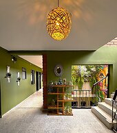 HOSTAL PURA VIDA LA 70