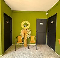 HOSTAL PURA VIDA LA 70