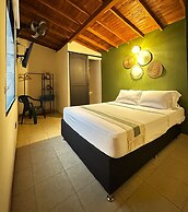 HOSTAL PURA VIDA LA 70