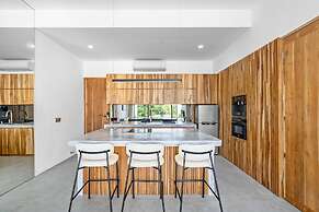 Villa Finity A by Hombali