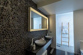 Wabi Sabi Villa by Betterplace