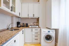 Chic Modern Flat w Balcony 5 min to Taksim