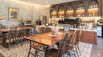 Hotel Four Star