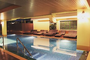 Siri Ratchadamnoen Bangkok Hotel