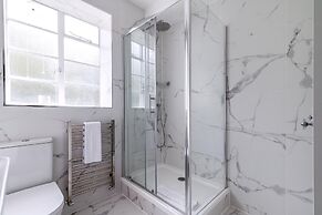 Stylish Kings Cross Flat