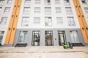 Alphabet Apartments The Hendrik