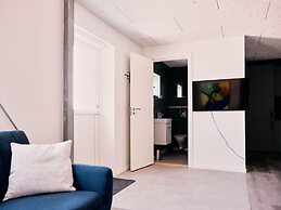 Studio Apartment | Unique Location | Stunning View