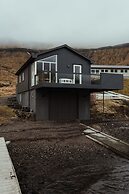 Waterfront Retreat | 2 Br Boathouse