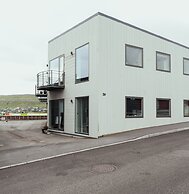 Delightful 2 Bedroom Apt | Balcony | Parking