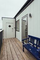 Delightful 2 Bedroom Apt | Balcony | Parking