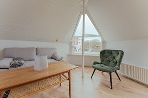 Harbour View | 2Br | City Centre