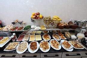 Saroy Palace Hotel