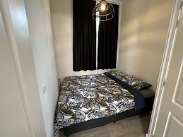 Rotterdam Inn