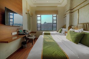 Hotel Indus by CSJS group
