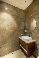 Hotel Indus by CSJS group