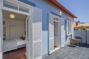 With Secret Garden and Pool - Villa Quebra Costas
