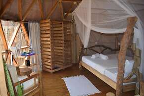 Jinja Backpackers