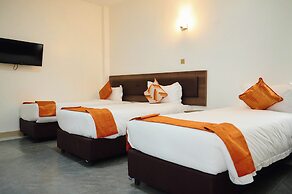 Eliper Hotel