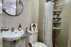 Apartment Sleeps 6 With Netflix