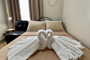 Apartment Sleeps 6 With Netflix