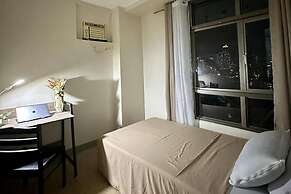 Apartment Sleeps 6 With Netflix